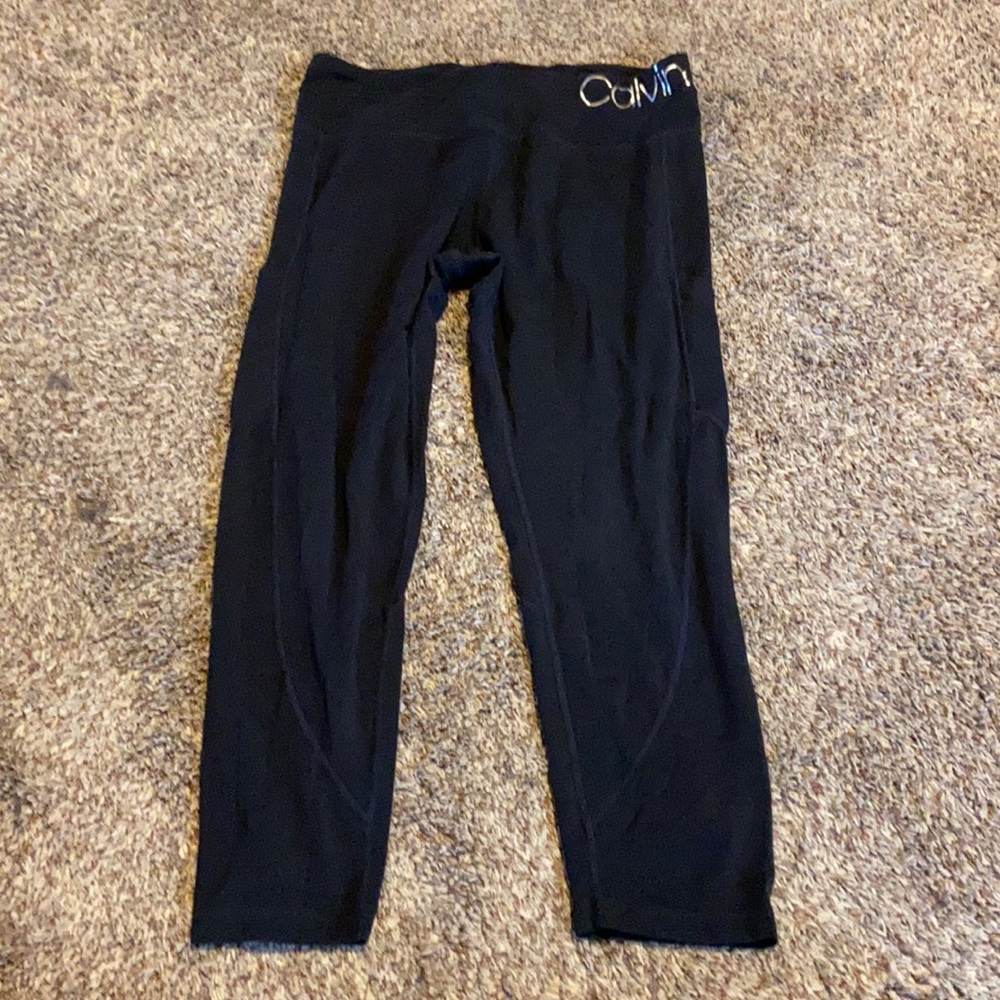 Calvin Klein leggings size large with pockets